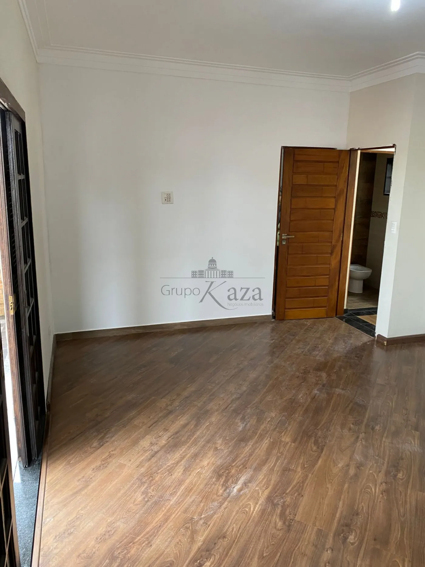 Foto 12 de Casa Padrão em Parque Santo Antônio, Jacareí - imagem 12
