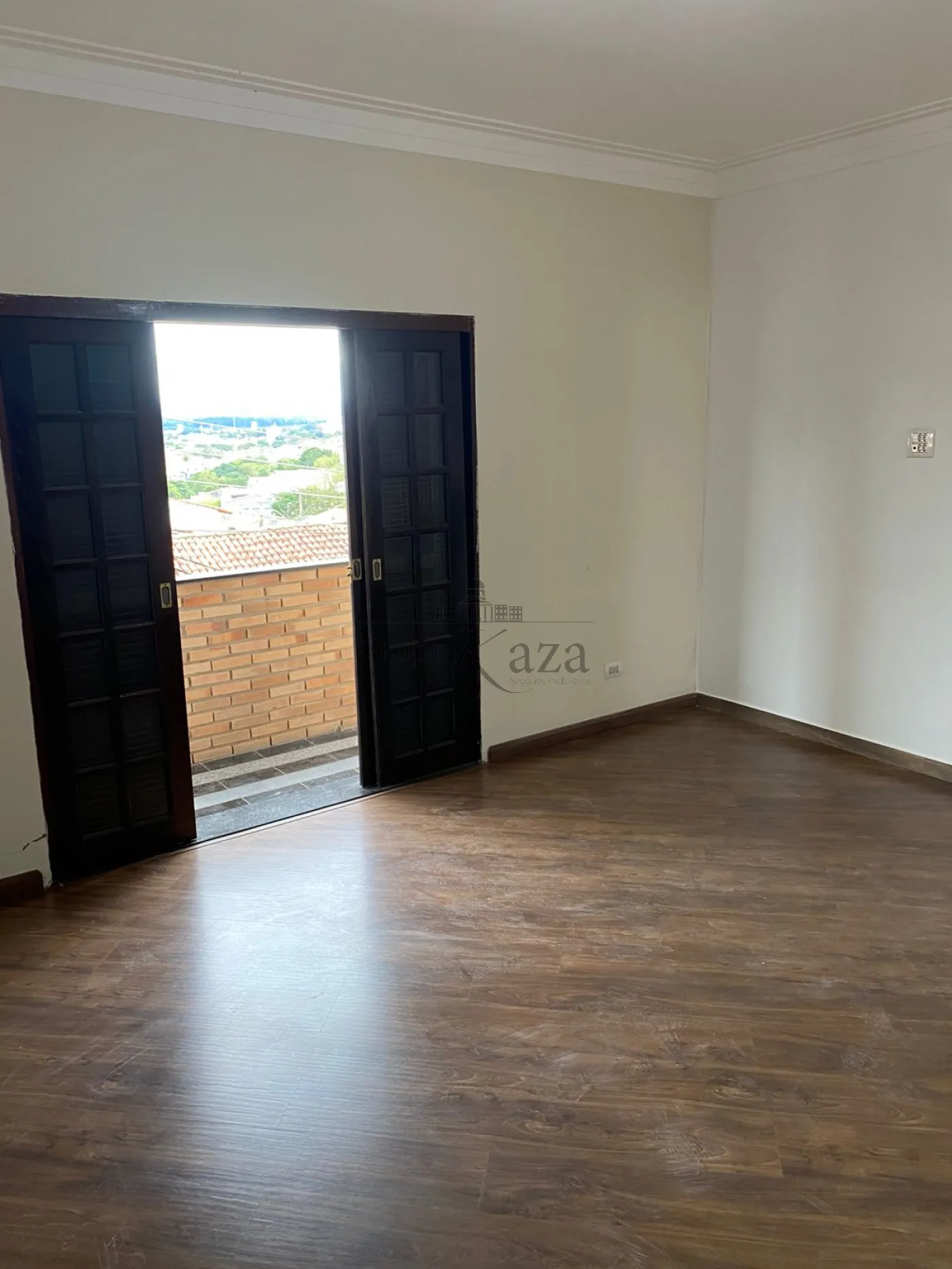 Foto 15 de Casa Padrão em Parque Santo Antônio, Jacareí - imagem 15