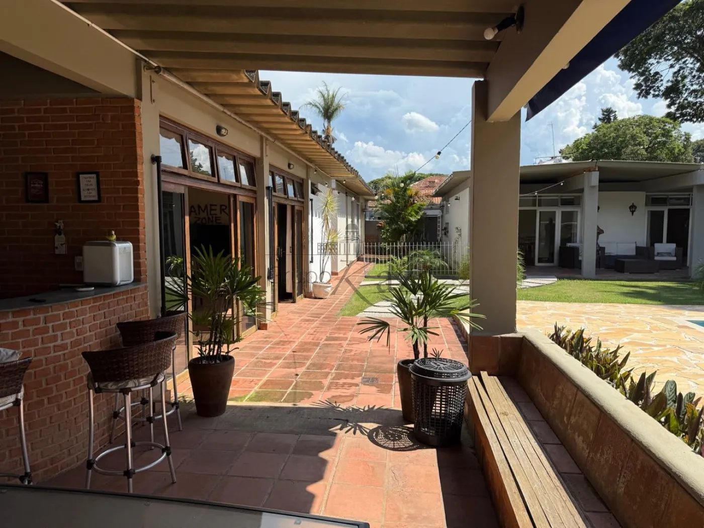 Foto 3 de Comercial Casa em Jardim Siesta, Jacareí - imagem 3