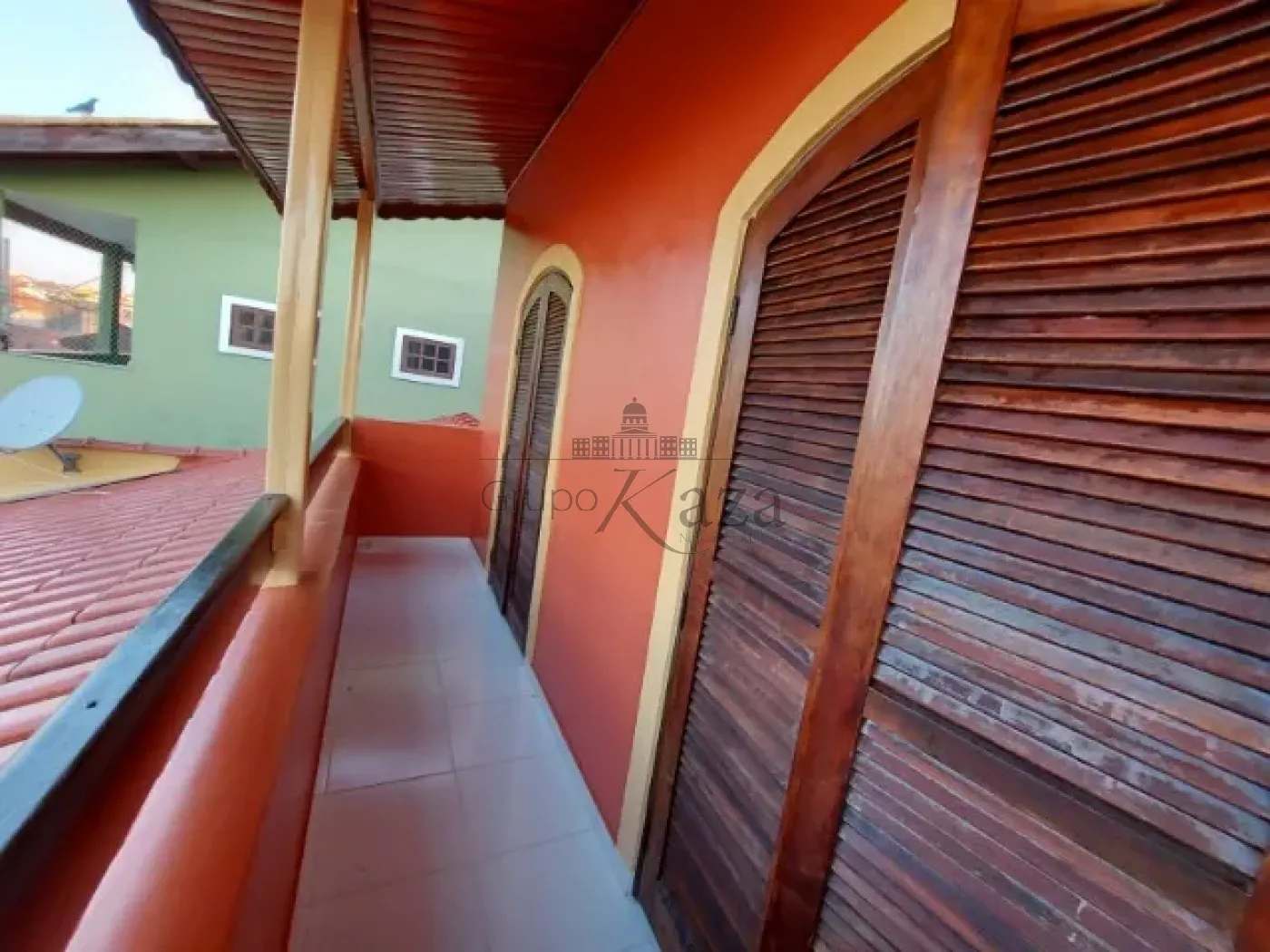 Foto 8 de Casa Sobrado em Jardim Altos de Santana I, Jacareí - imagem 8