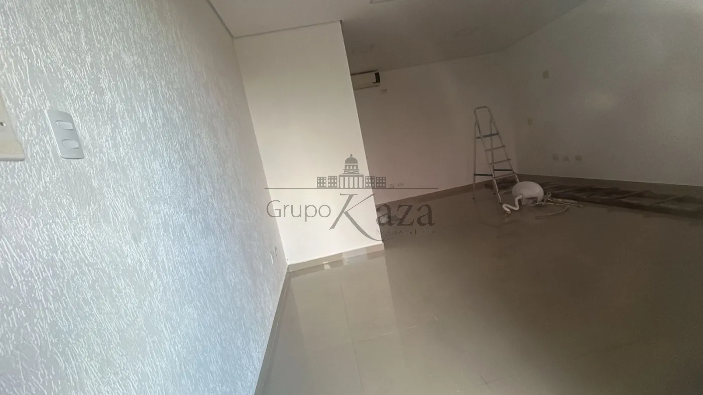 Foto 2 de Comercial Loja em condomínio comercial em Jardim Califórnia, Jacareí - imagem 2