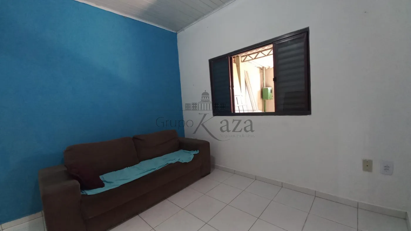 Foto 2 de Casa Padrão em Lagoa Azul, Jacareí - imagem 2