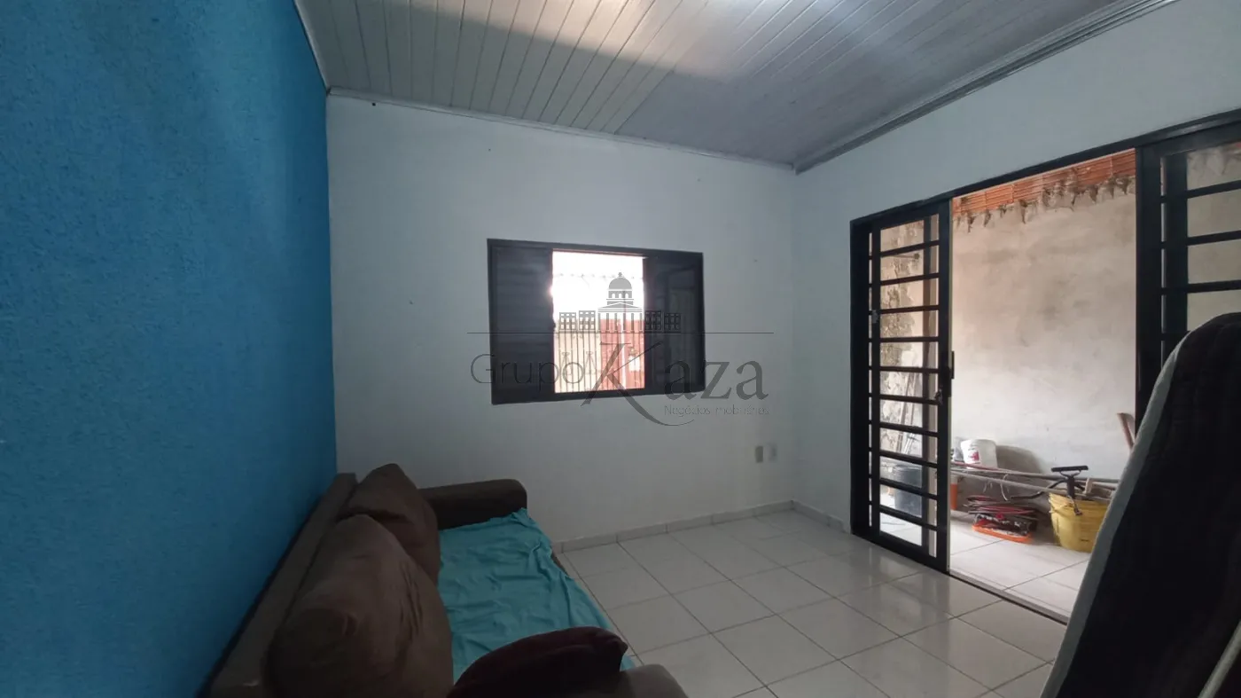 Foto 4 de Casa Padrão em Lagoa Azul, Jacareí - imagem 4