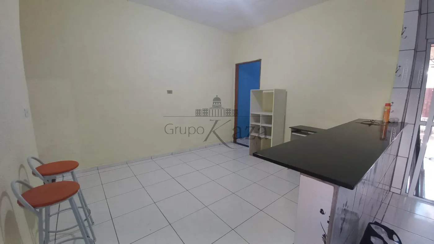 Foto 11 de Casa Padrão em Lagoa Azul, Jacareí - imagem 11