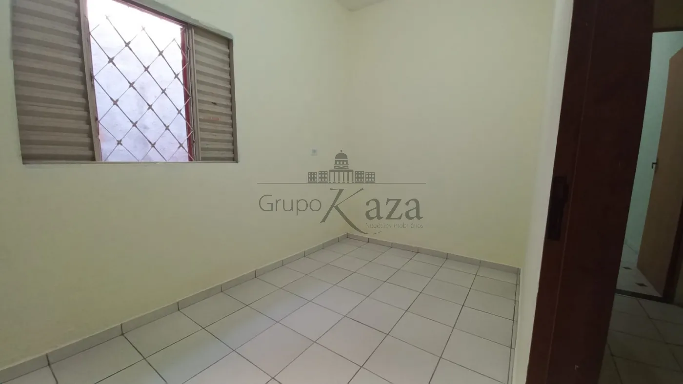 Foto 14 de Casa Padrão em Lagoa Azul, Jacareí - imagem 14