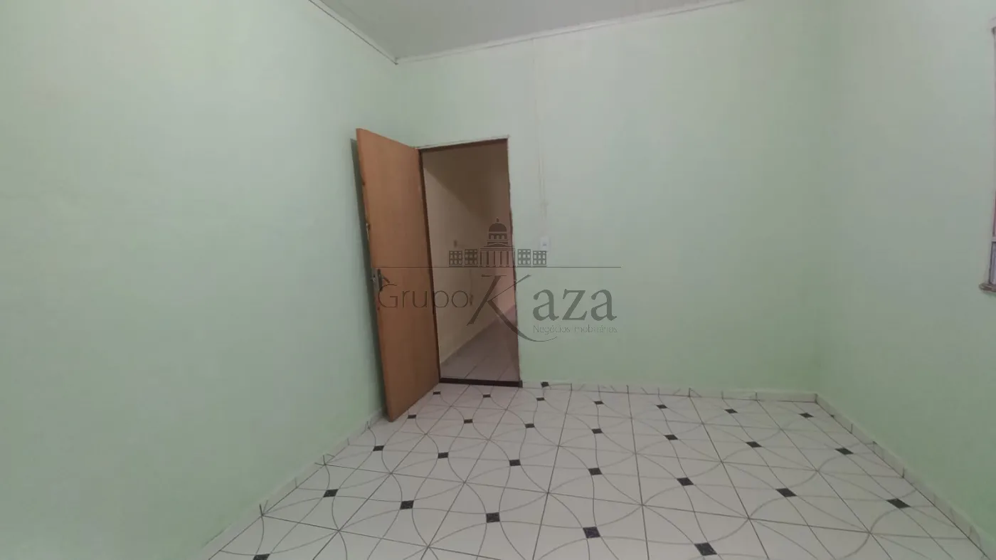 Foto 19 de Casa Padrão em Lagoa Azul, Jacareí - imagem 19