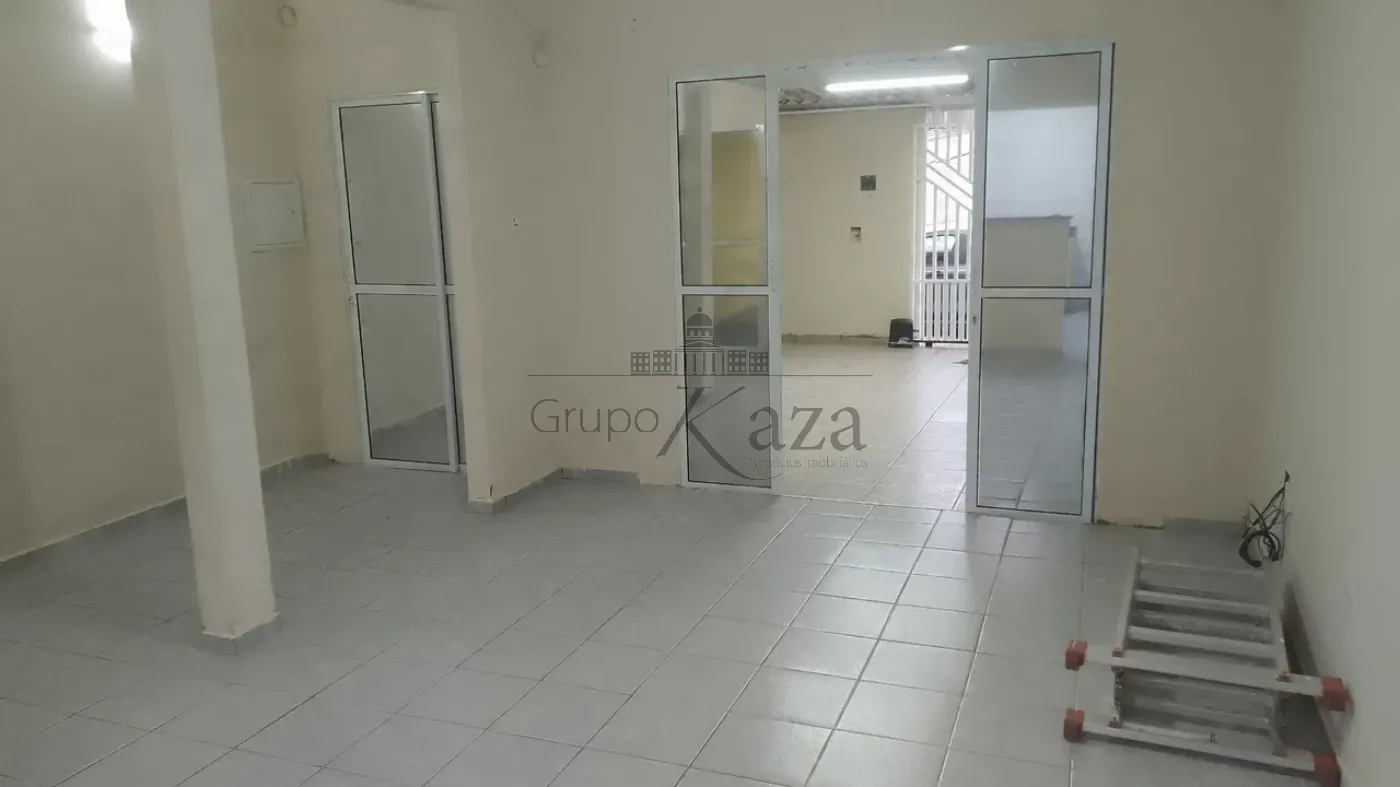 Foto 1 de Casa Padrão em Jardim Maria Amélia, Jacareí - imagem 1