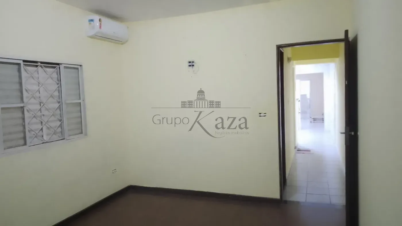 Foto 5 de Casa Padrão em Jardim Maria Amélia, Jacareí - imagem 5