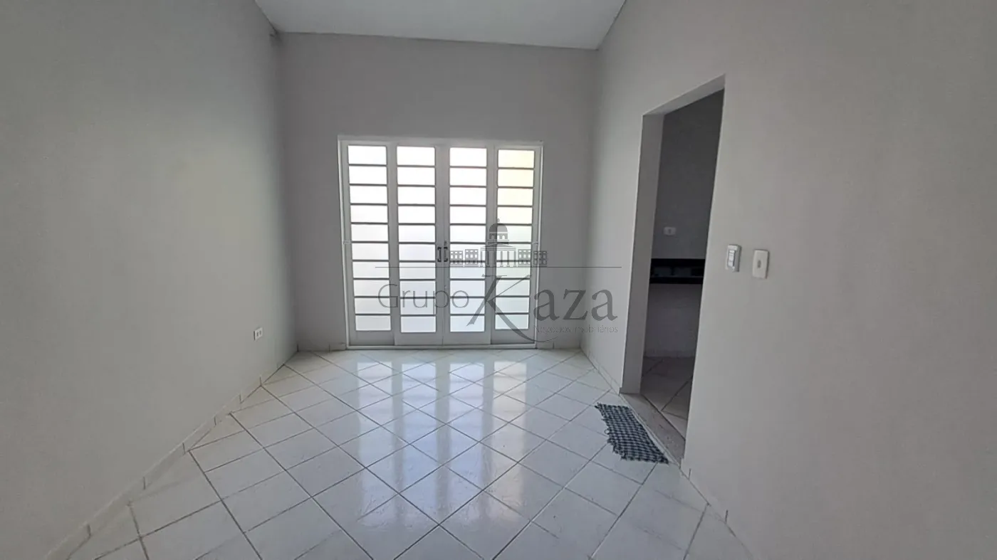 Foto 2 de Casa Padrão em Jardim Mariana II, São José dos Campos - imagem 2