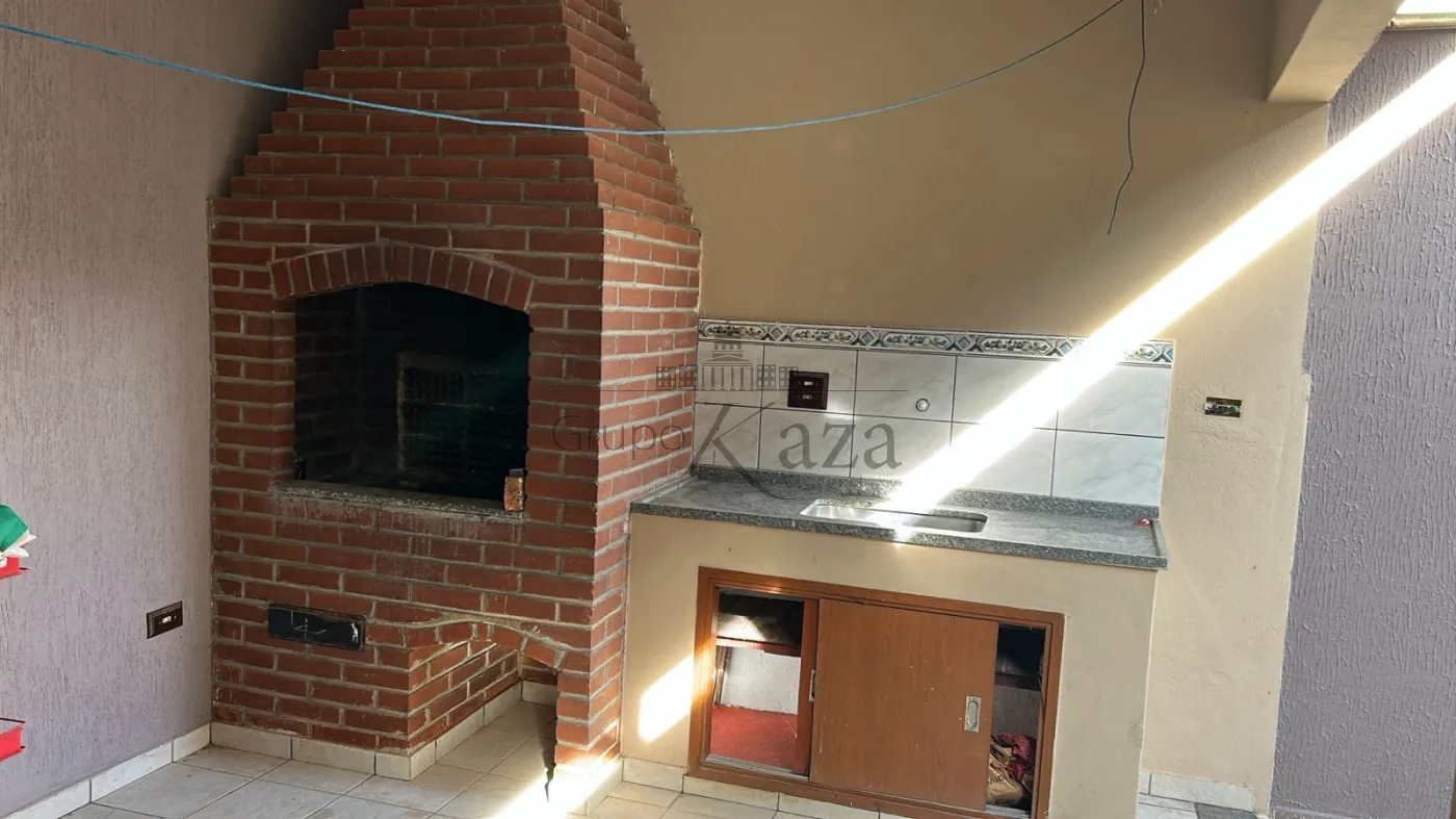 Foto 16 de Casa Padrão em Jardim Terras de São João, Jacareí - imagem 16