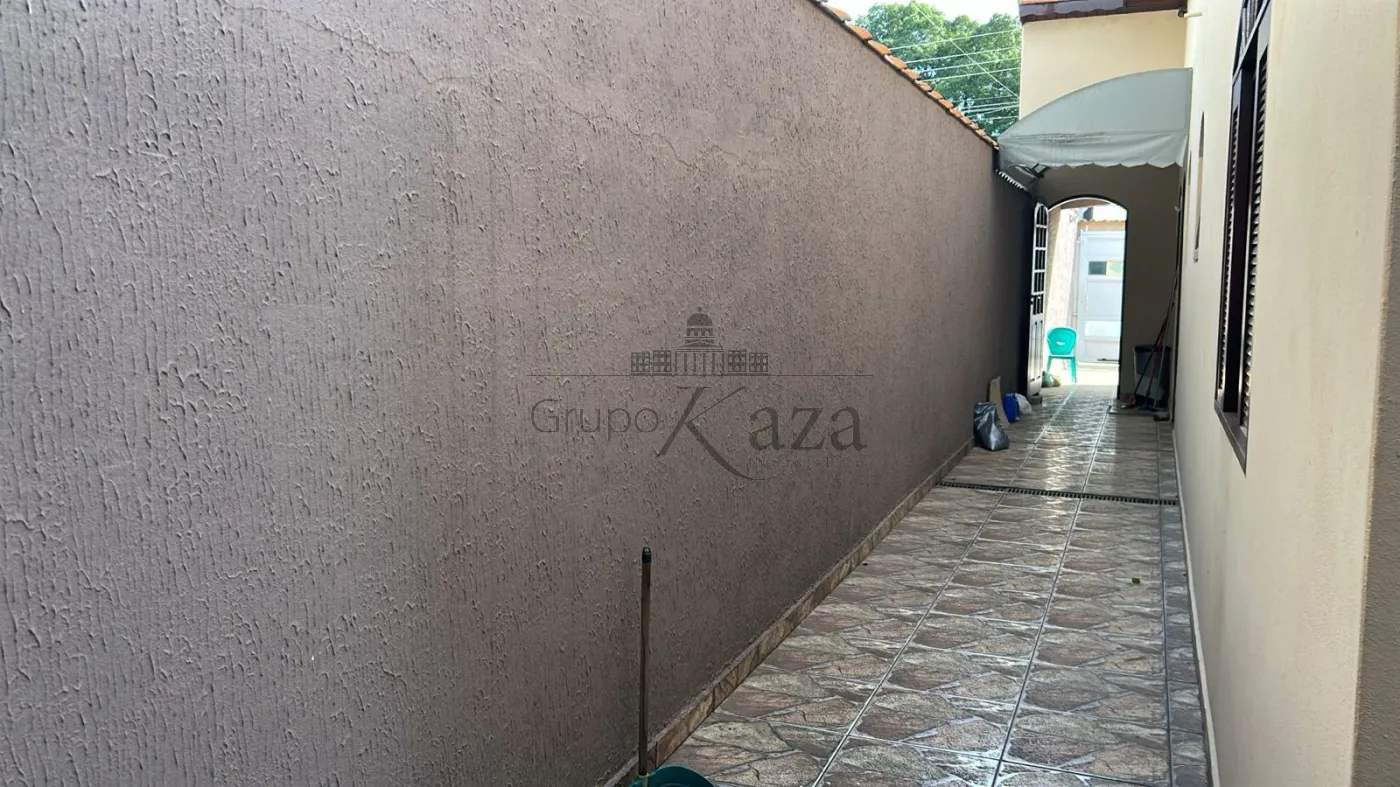 Foto 17 de Casa Padrão em Jardim Terras de São João, Jacareí - imagem 17