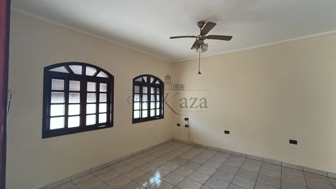 Foto 1 de Casa Padrão em Jardim Terras de São João, Jacareí - imagem 1