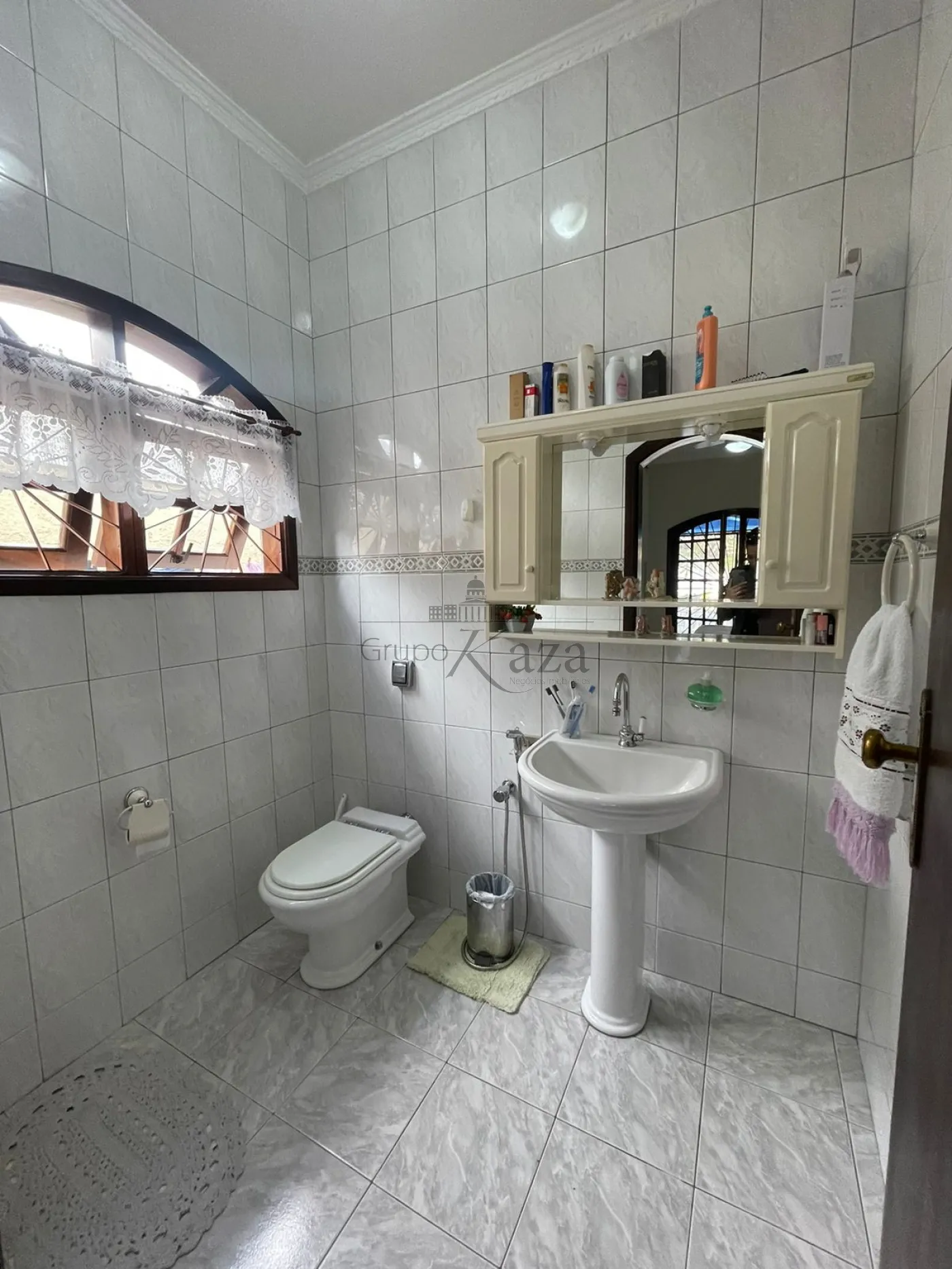 Foto 11 de Casa Padrão em Parque Itamarati, Jacareí - imagem 11