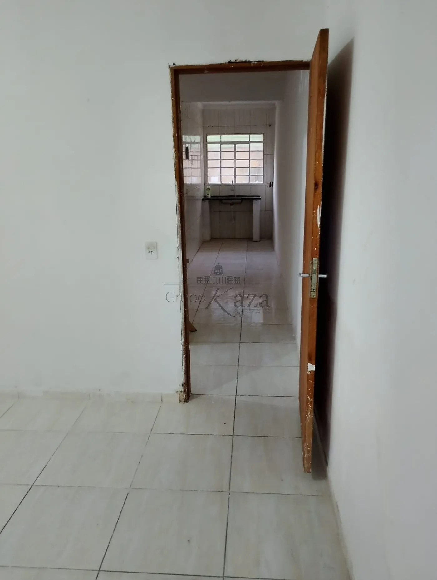 Foto 2 de Casa Padrão em Jardim dos Bandeirantes, São José dos Campos - imagem 2