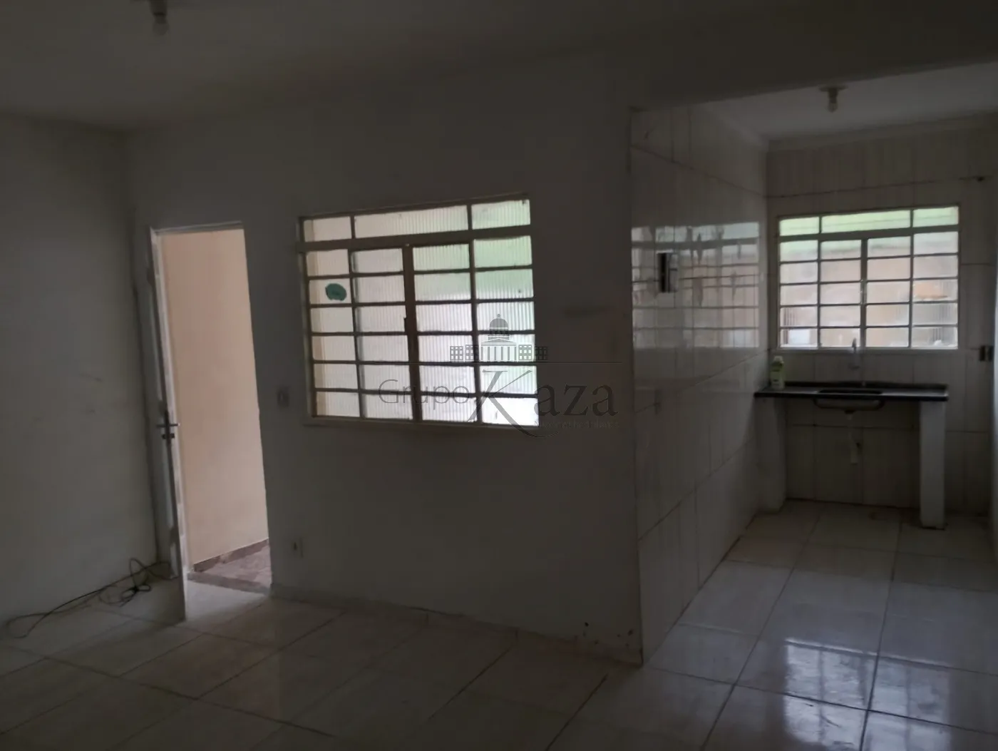 Foto 1 de Casa Padrão em Jardim dos Bandeirantes, São José dos Campos - imagem 1