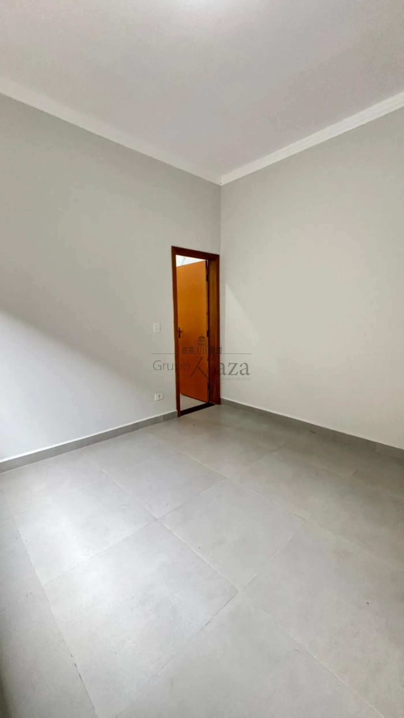 Foto 10 de Casa Padrão em Jardim das Indústrias, São José dos Campos - imagem 10