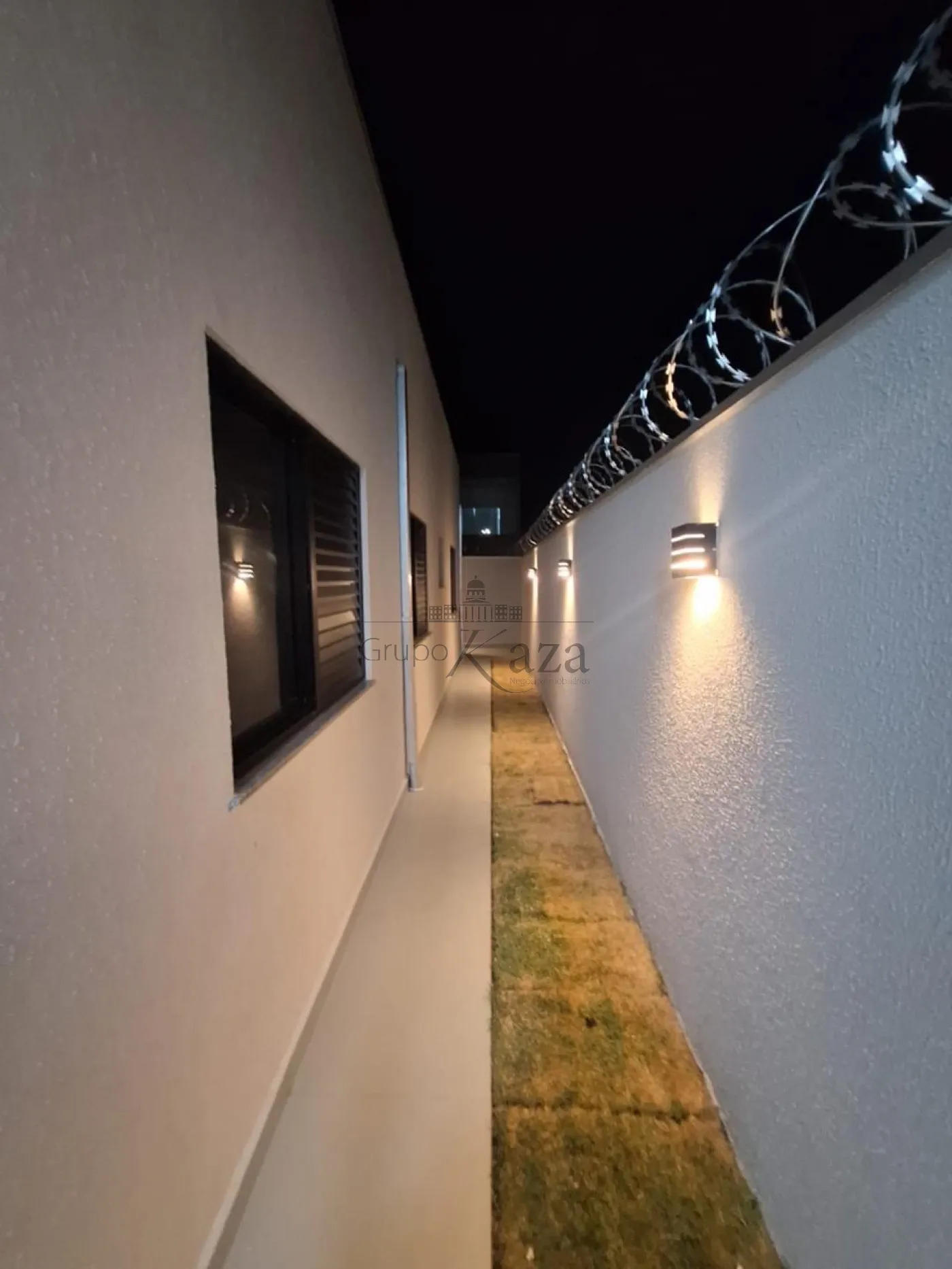 Foto 13 de Casa Padrão em Parque Novo Horizonte, São José dos Campos - imagem 13