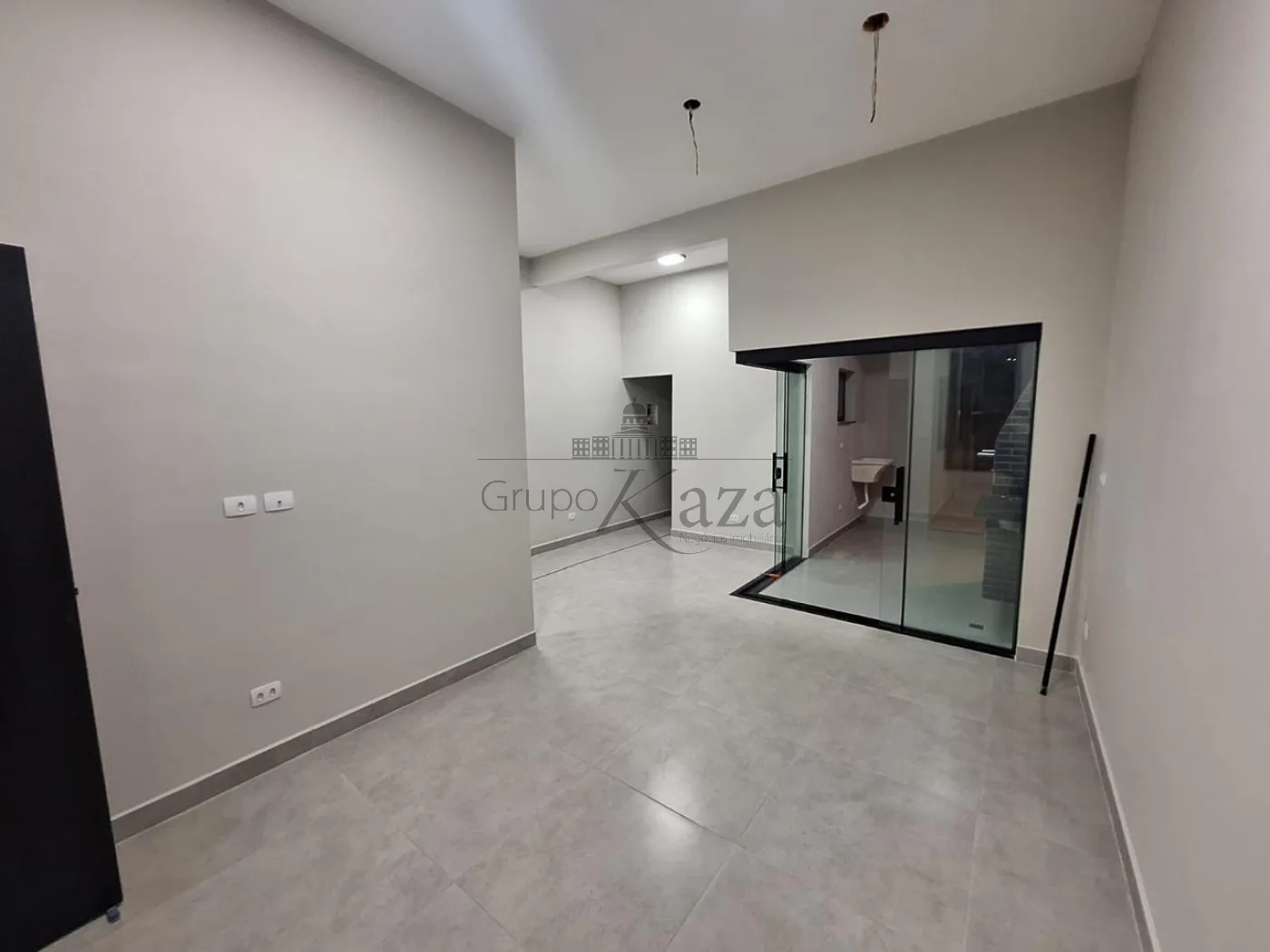 Foto 8 de Casa Padrão em Parque Novo Horizonte, São José dos Campos - imagem 8
