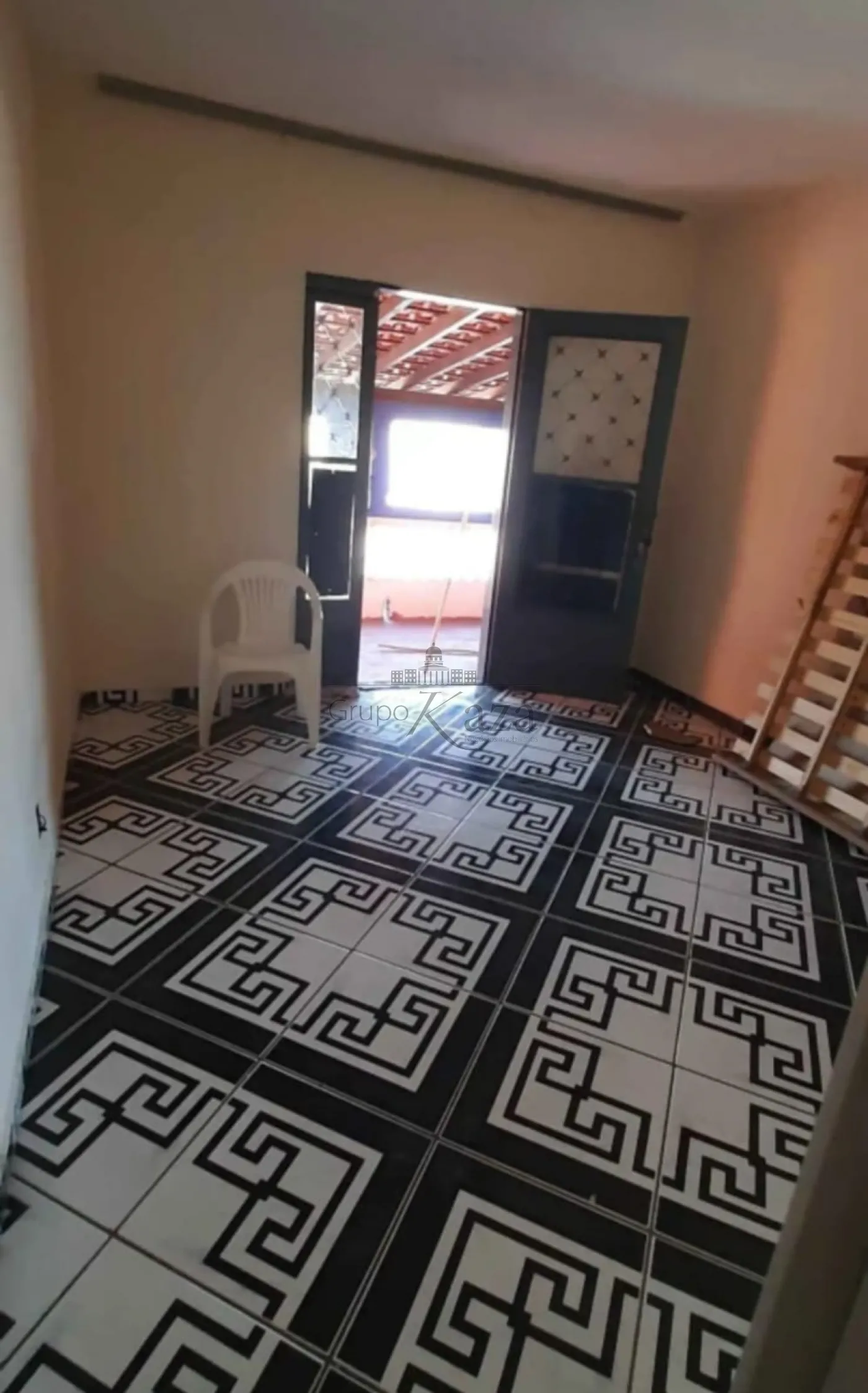 Foto 1 de Casa Sobrado em Primeiro de Maio, Jacareí - imagem 1