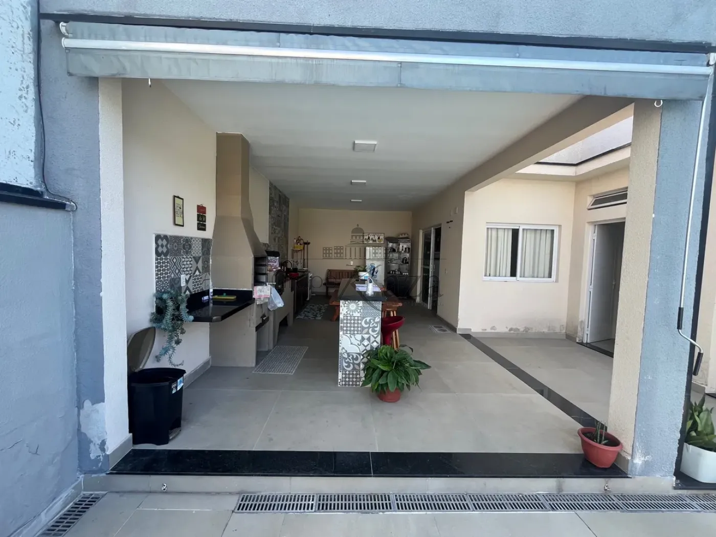Foto 3 de Casa Padrão em Loteamento Villa Branca, Jacareí - imagem 3