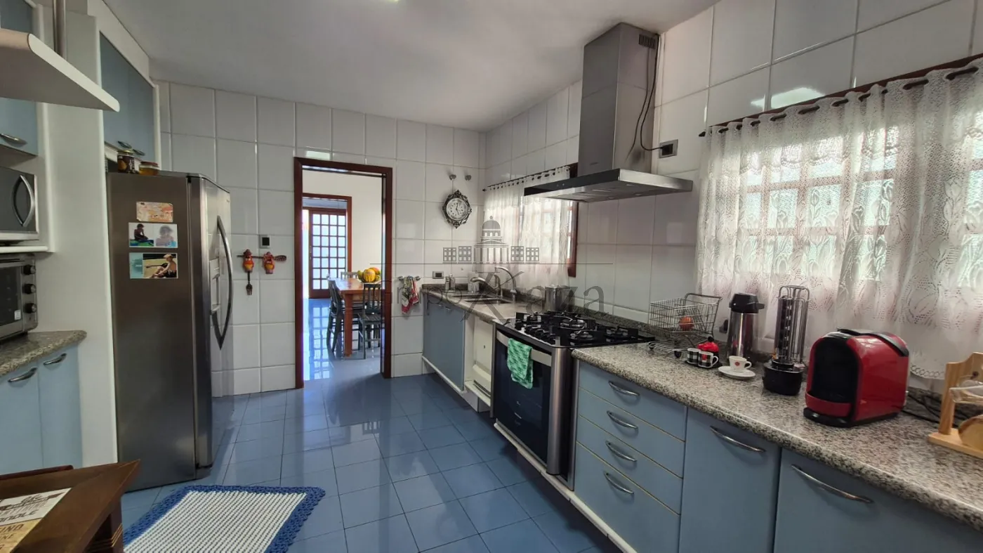 Foto 15 de Casa Condomínio em Vila Zezé, Jacareí - imagem 15