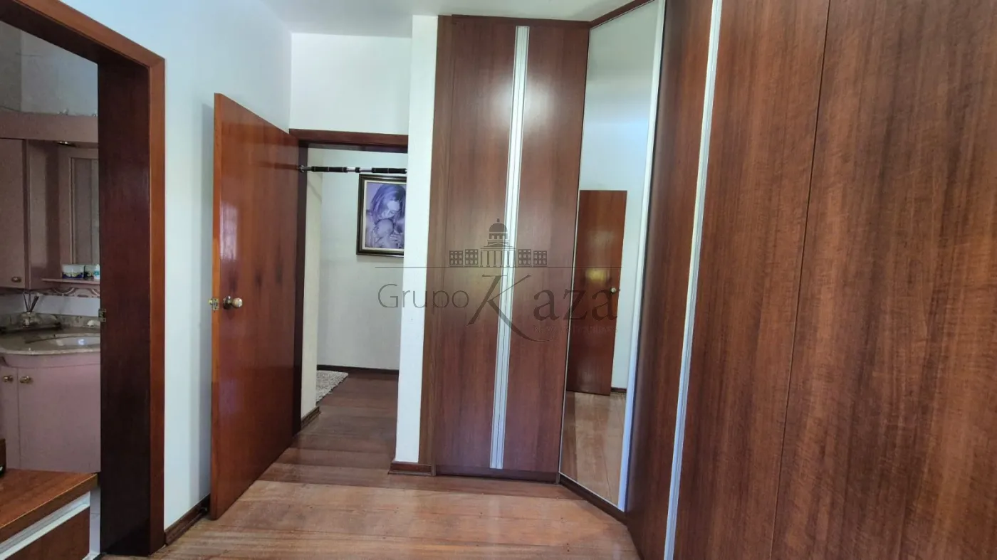 Foto 36 de Casa Condomínio em Vila Zezé, Jacareí - imagem 36