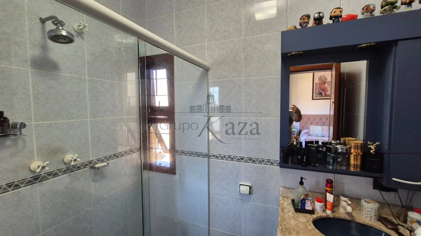 Foto 40 de Casa Condomínio em Vila Zezé, Jacareí - imagem 40