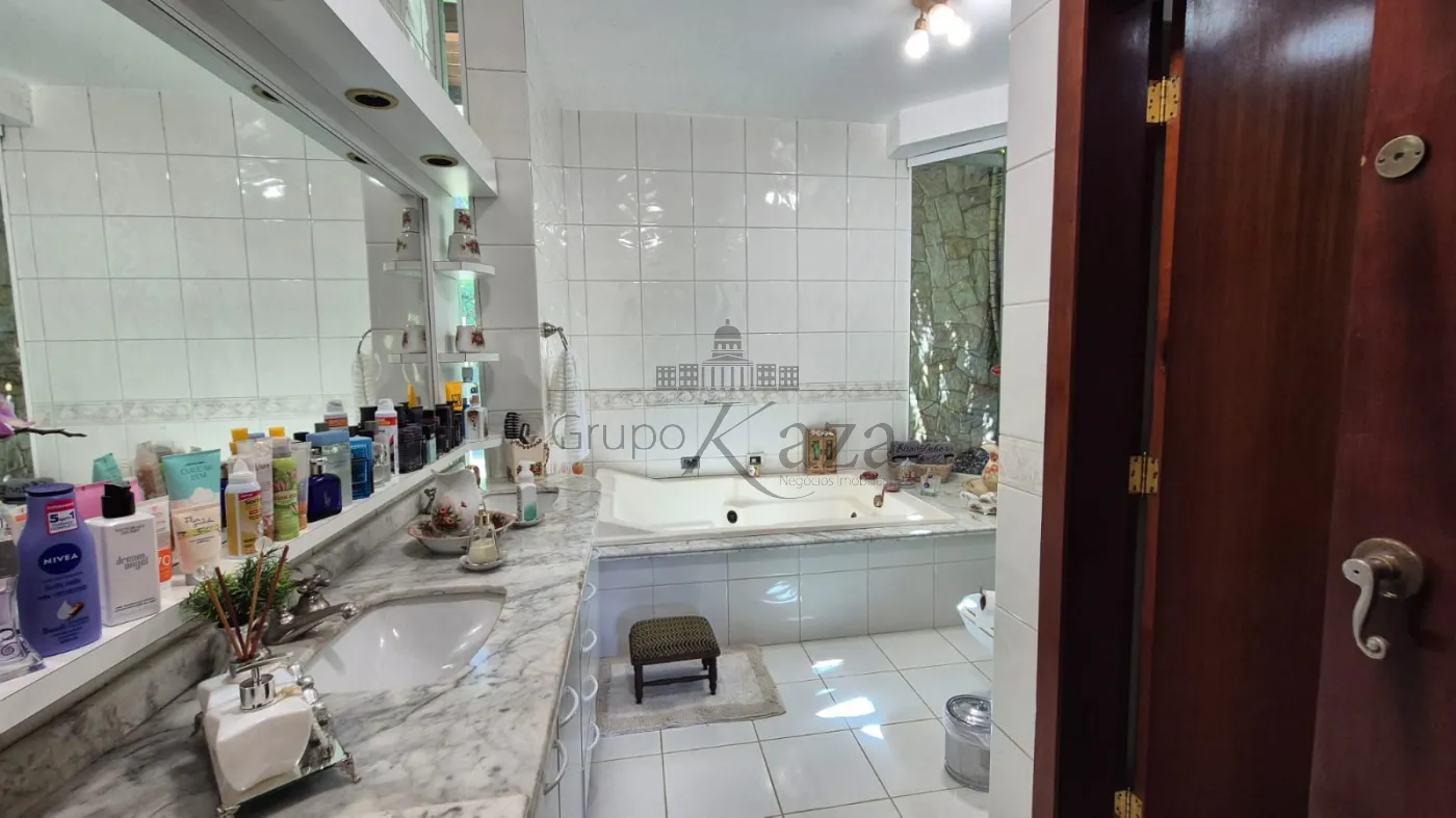 Foto 43 de Casa Condomínio em Vila Zezé, Jacareí - imagem 43