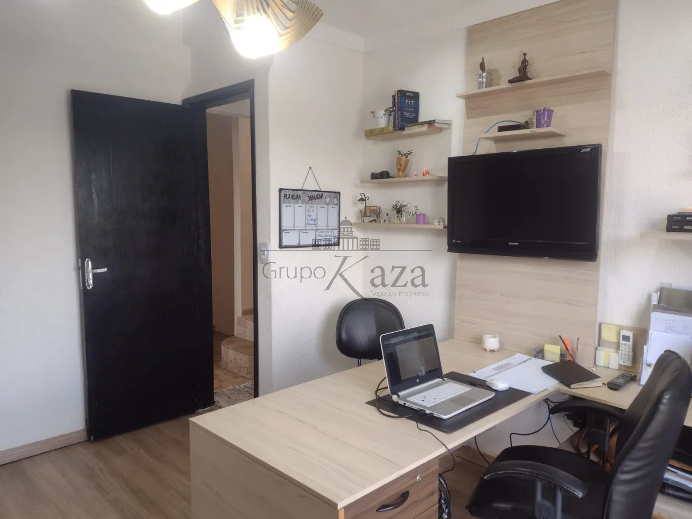 Foto 3 de Casa Sobrado em Conjunto Residencial Galo Branco, São José dos Campos - imagem 3