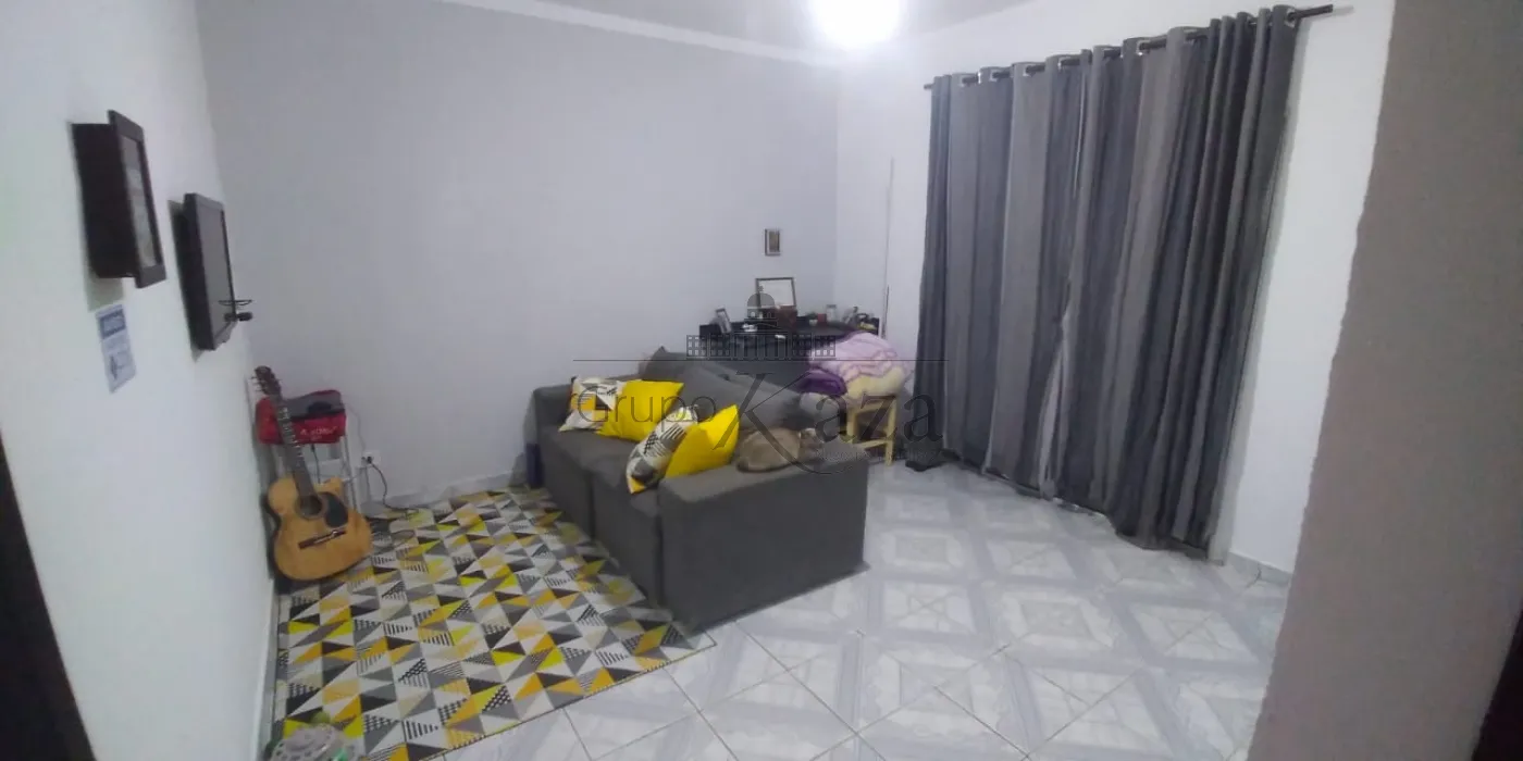 Foto 4 de Casa Sobrado em Conjunto Residencial Galo Branco, São José dos Campos - imagem 4