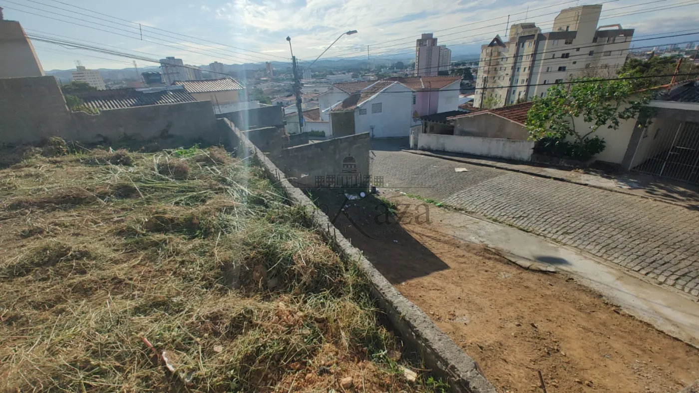 Foto 6 de Terreno Padrão em Parque Santo Antônio, Jacareí - imagem 6