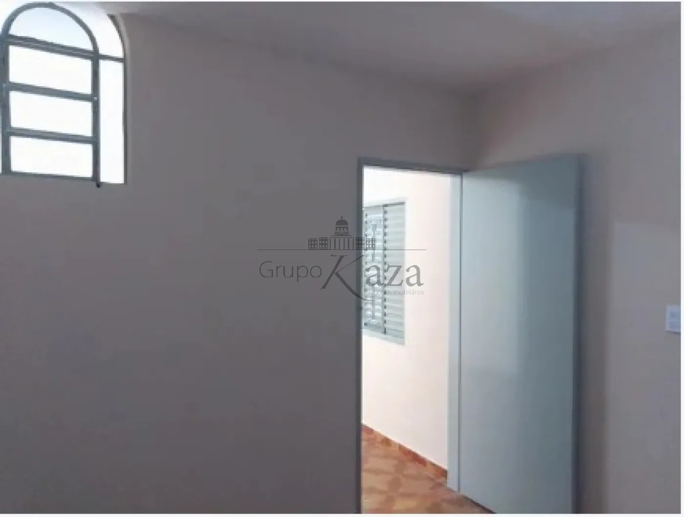 Foto 2 de Casa Comercial  Residencial em Jardim São Judas Tadeu, São José dos Campos - imagem 2