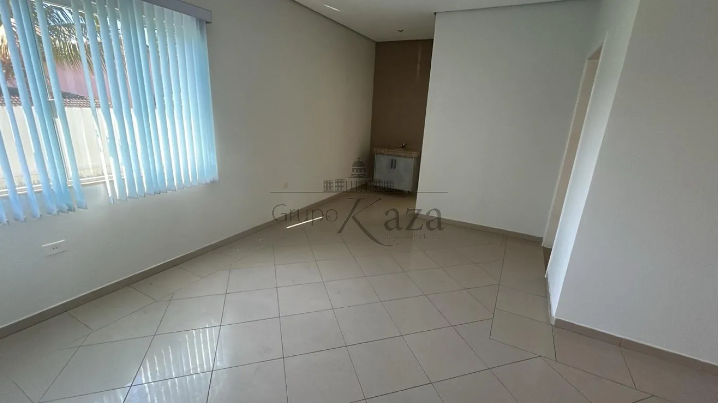 Foto 6 de Casa Condomínio em Vila Zezé, Jacareí - imagem 6
