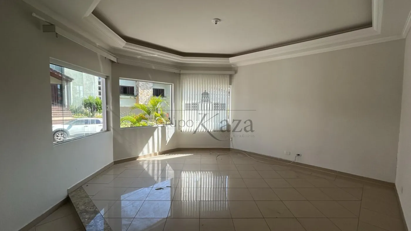 Foto 4 de Casa Condomínio em Vila Zezé, Jacareí - imagem 4