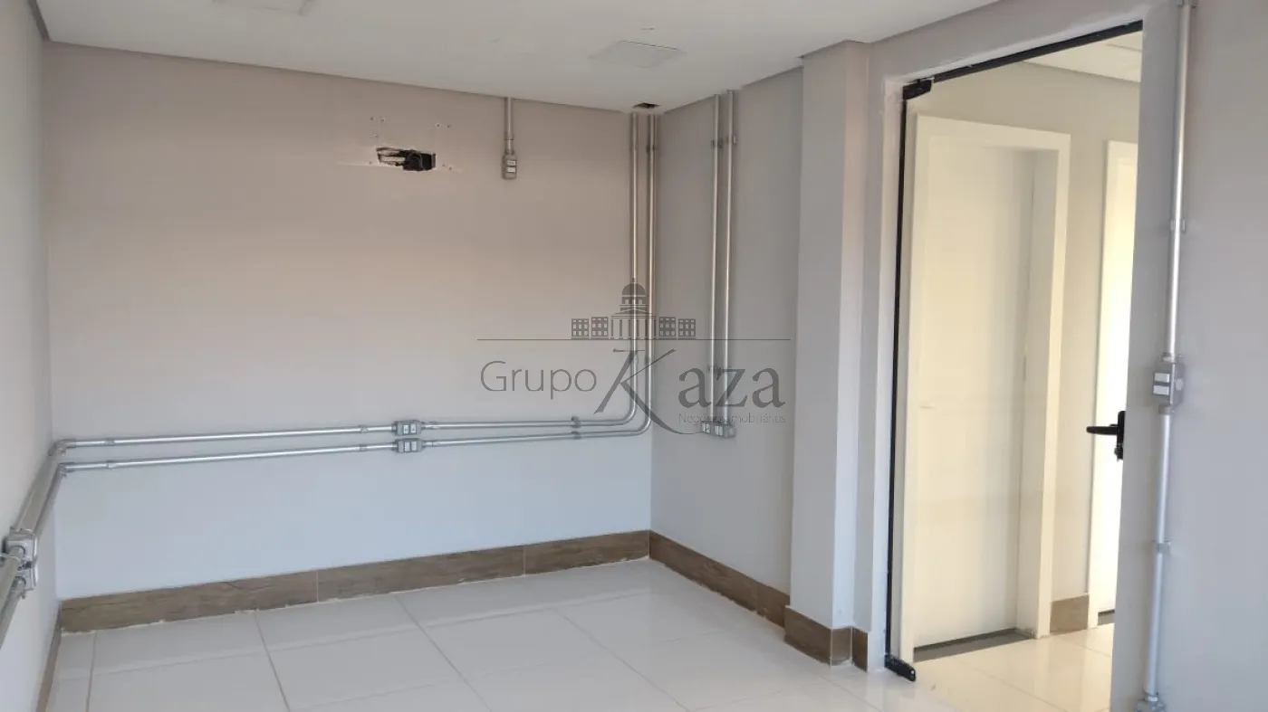 Foto 13 de Comercial Ponto Comercial em Jardim das Indústrias, São José dos Campos - imagem 13