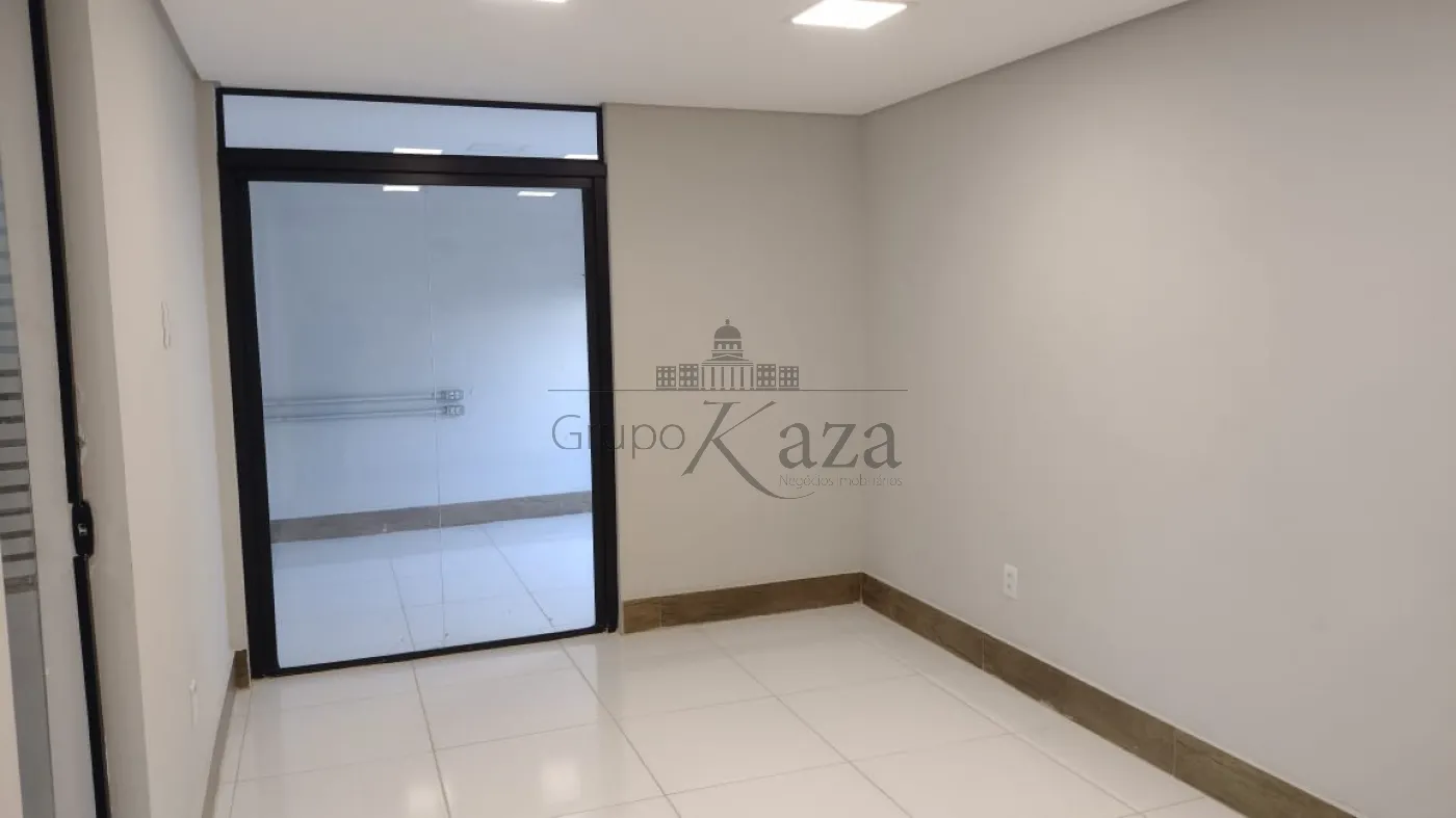 Foto 32 de Comercial Ponto Comercial em Jardim das Indústrias, São José dos Campos - imagem 32