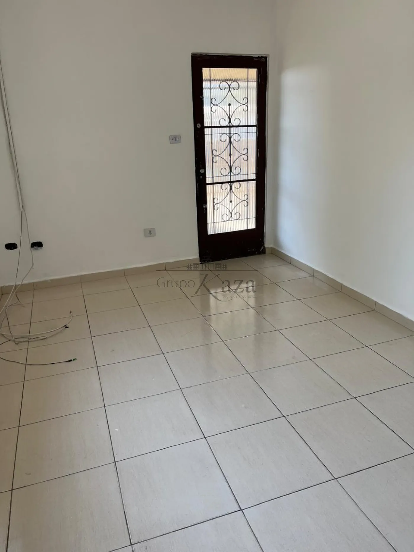 Foto 1 de Casa Padrão em Jardim Valparaíba, São José dos Campos - imagem 1