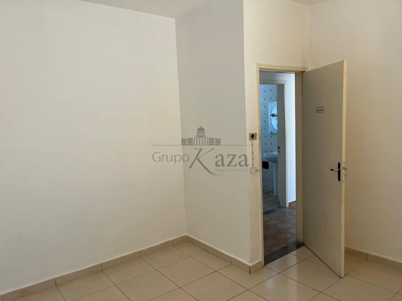 Foto 16 de Casa Padrão em Jardim Valparaíba, São José dos Campos - imagem 16