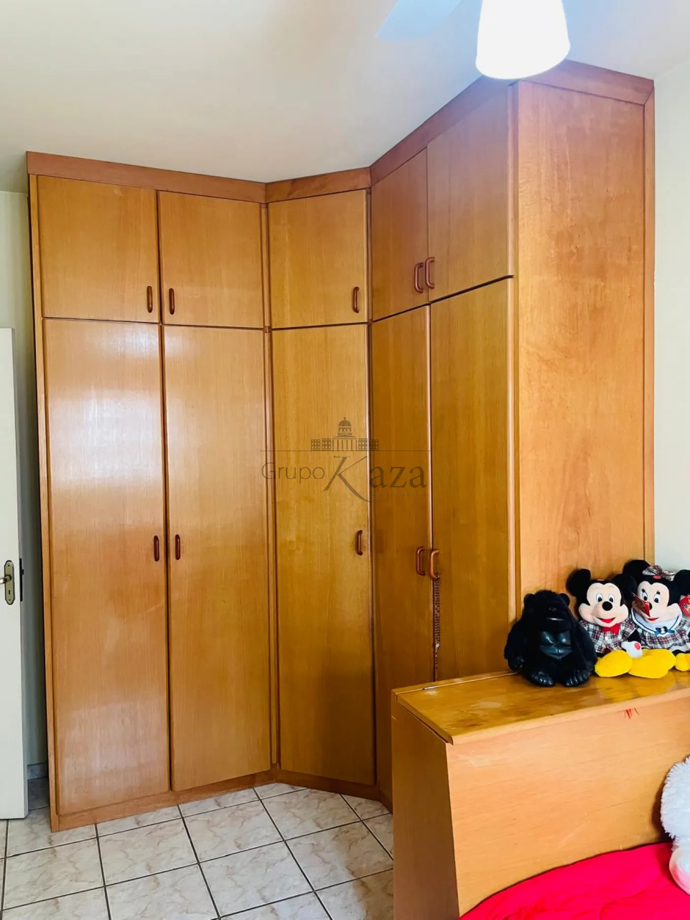 Foto 10 de Casa Padrão em Jardim das Indústrias, São José dos Campos - imagem 10