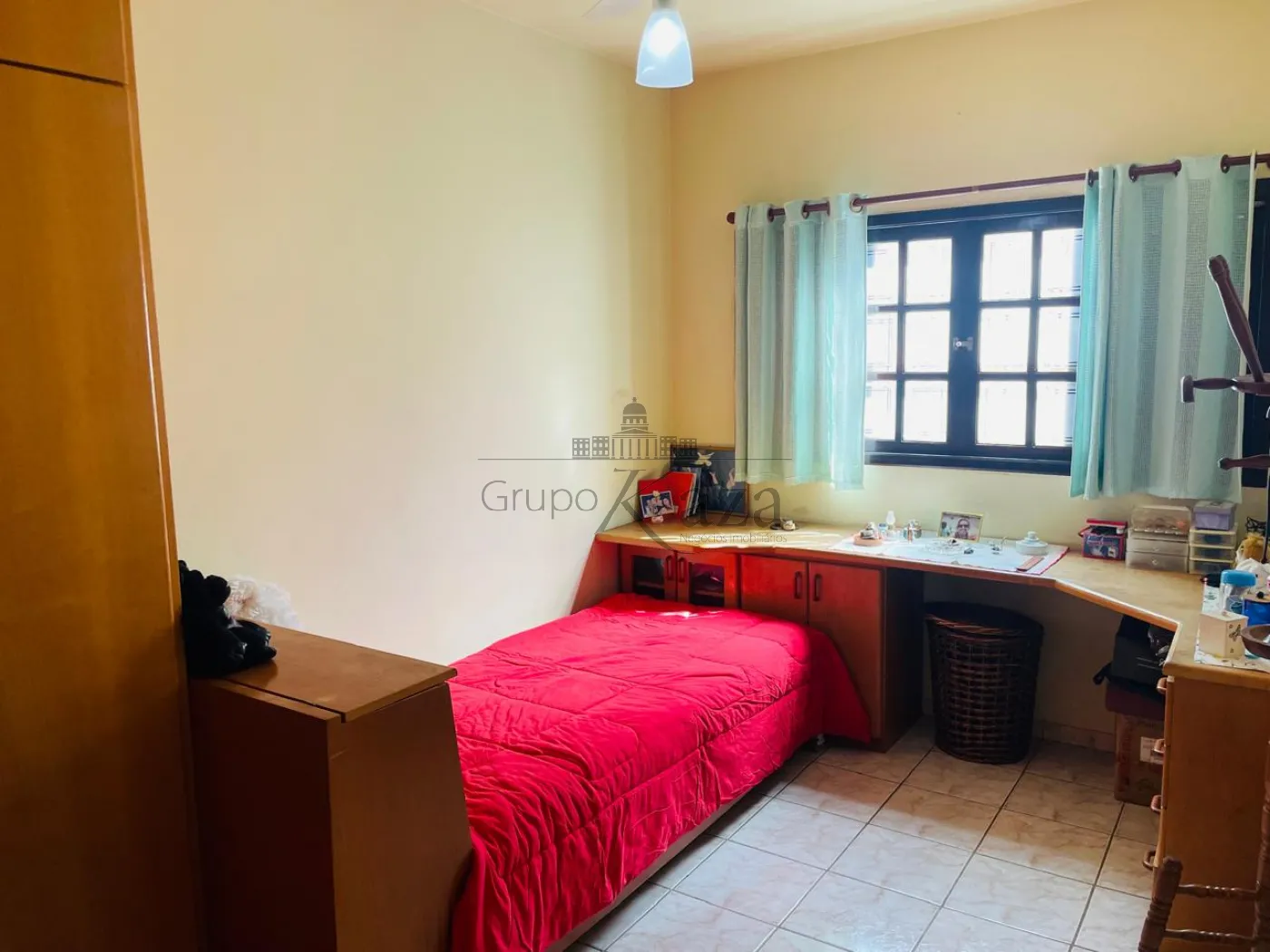 Foto 11 de Casa Padrão em Jardim das Indústrias, São José dos Campos - imagem 11