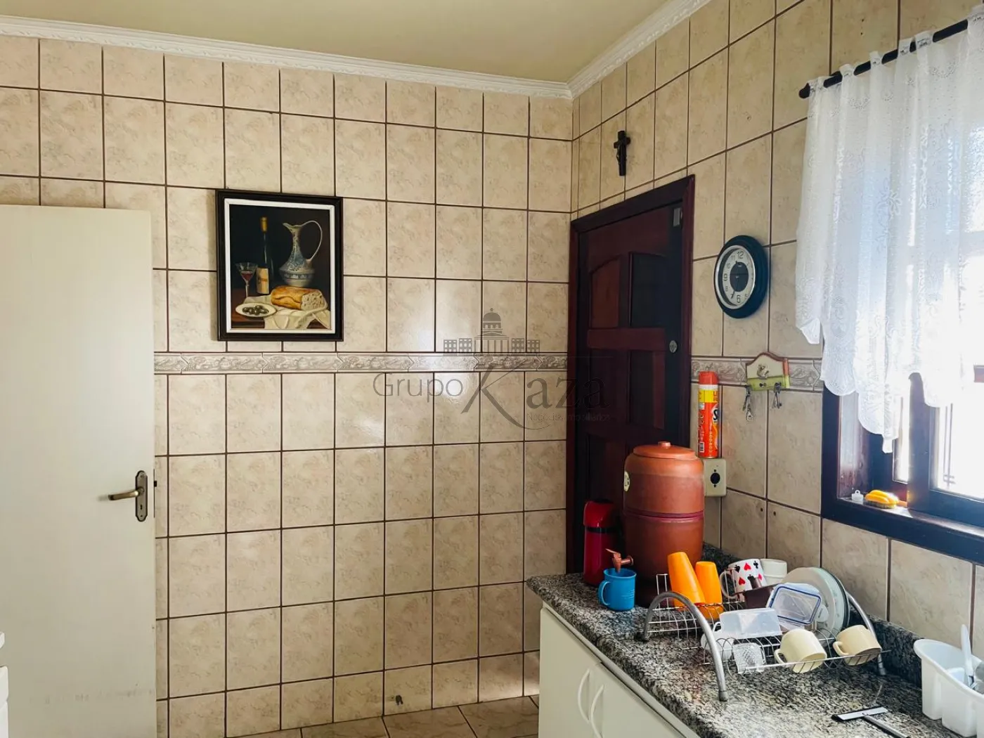 Foto 7 de Casa Padrão em Jardim das Indústrias, São José dos Campos - imagem 7