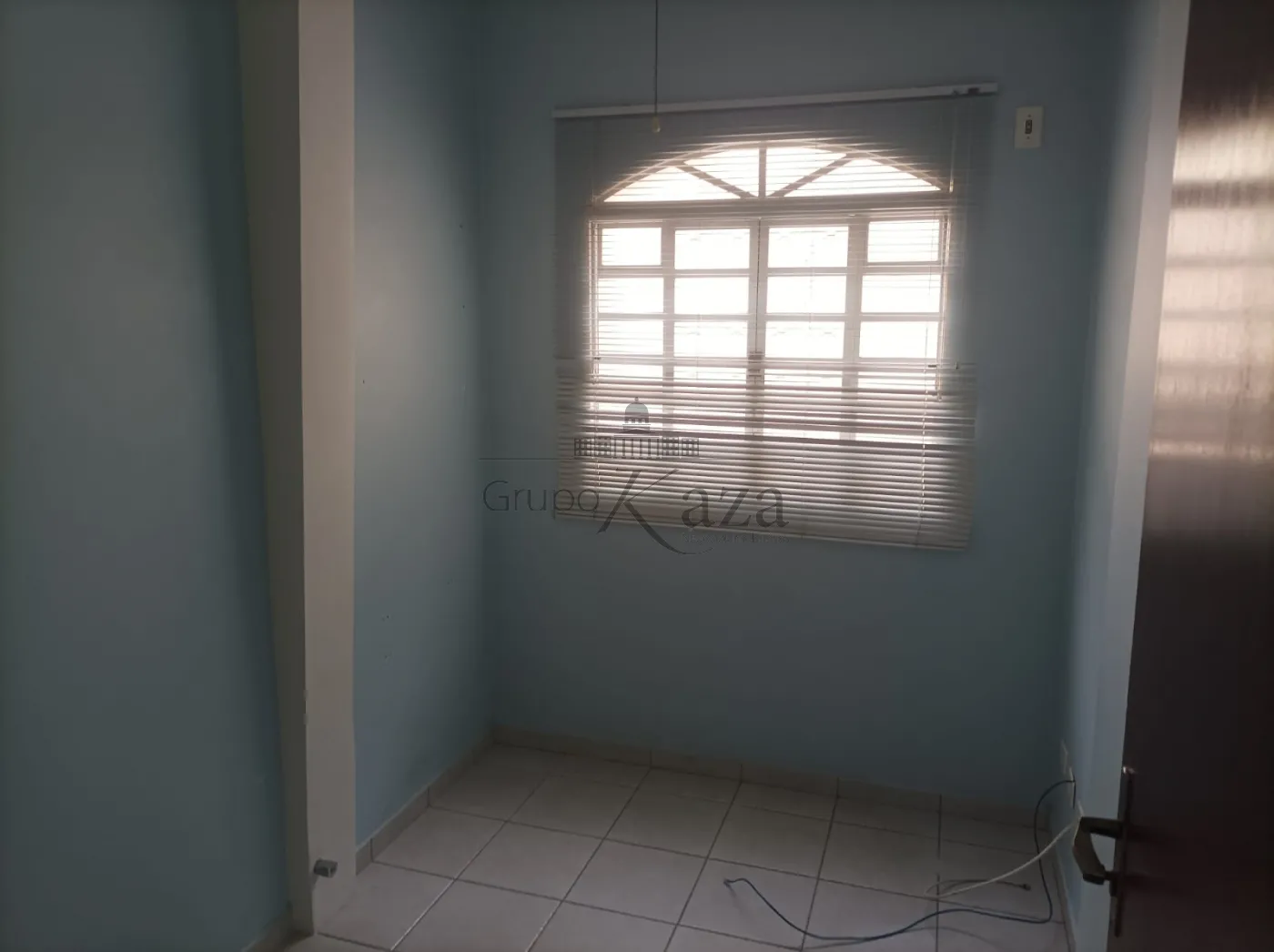 Foto 11 de Casa Sobrado em Monte Castelo, São José dos Campos - imagem 11