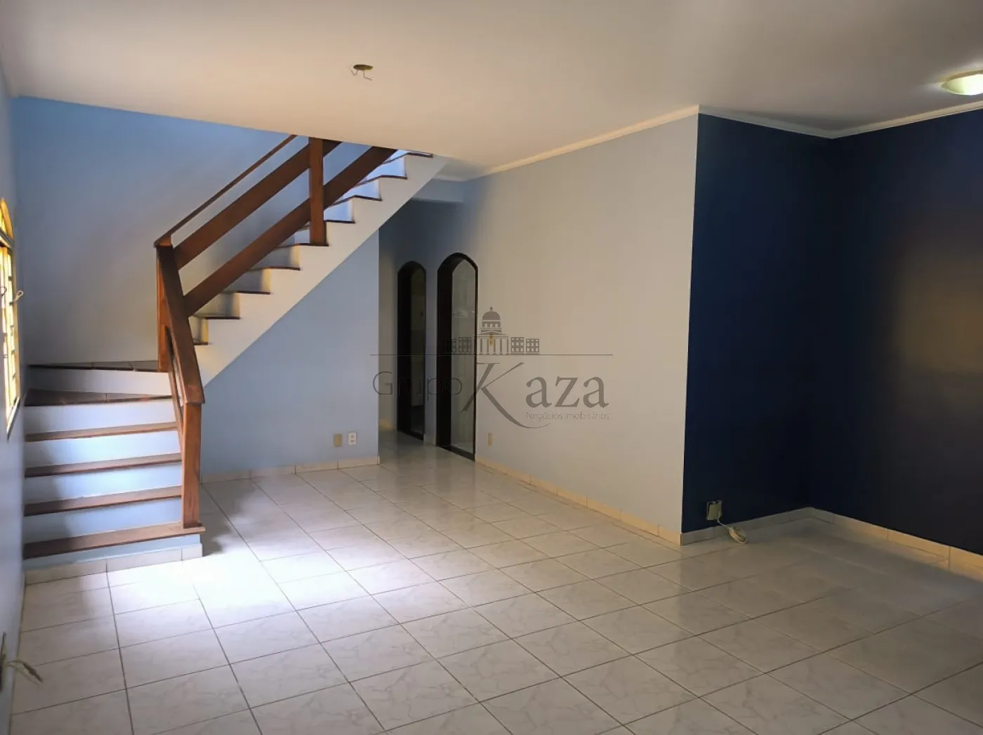 Foto 1 de Casa Padrão em Bosque dos Eucaliptos, São José dos Campos - imagem 1