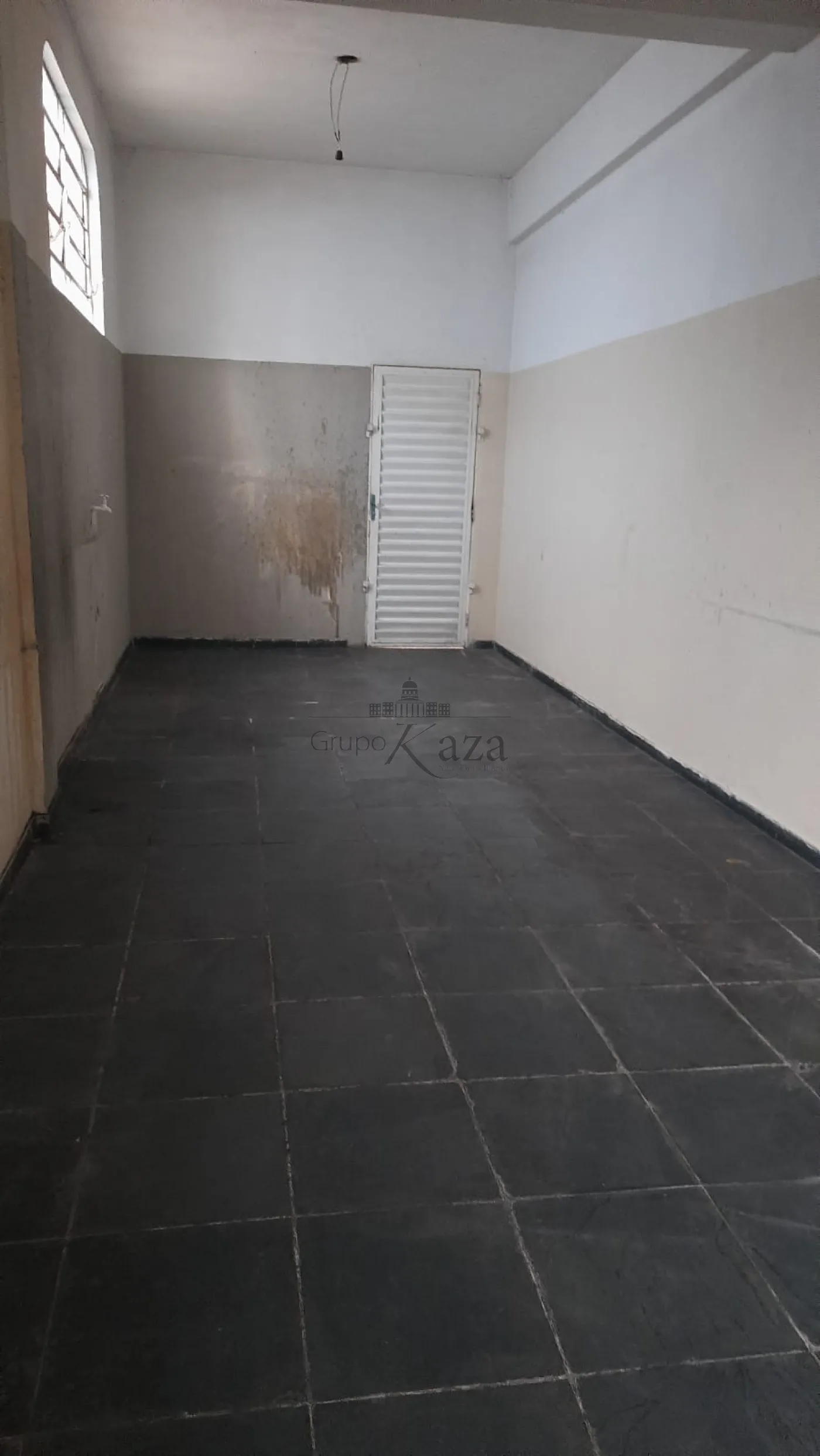 Foto 3 de Casa Comercial  Residencial em Jardim Torrão de Ouro, São José dos Campos - imagem 3