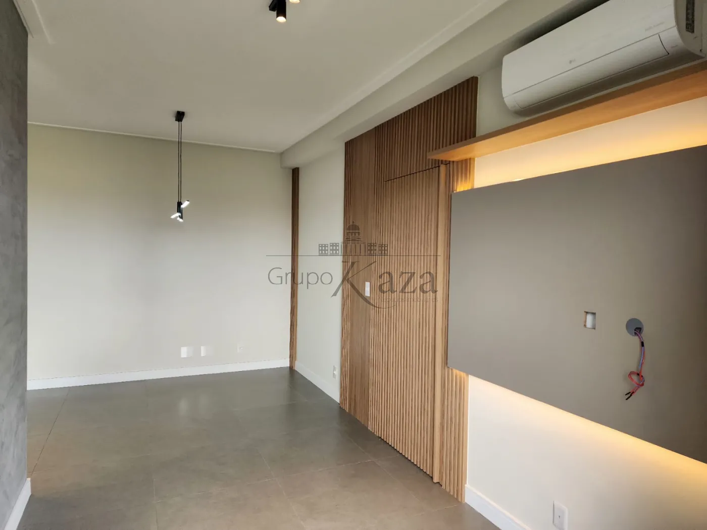 Foto 2 de Apartamento Padrão em Condomínio Residencial Colinas do Paratehy, São José dos Campos - imagem 2