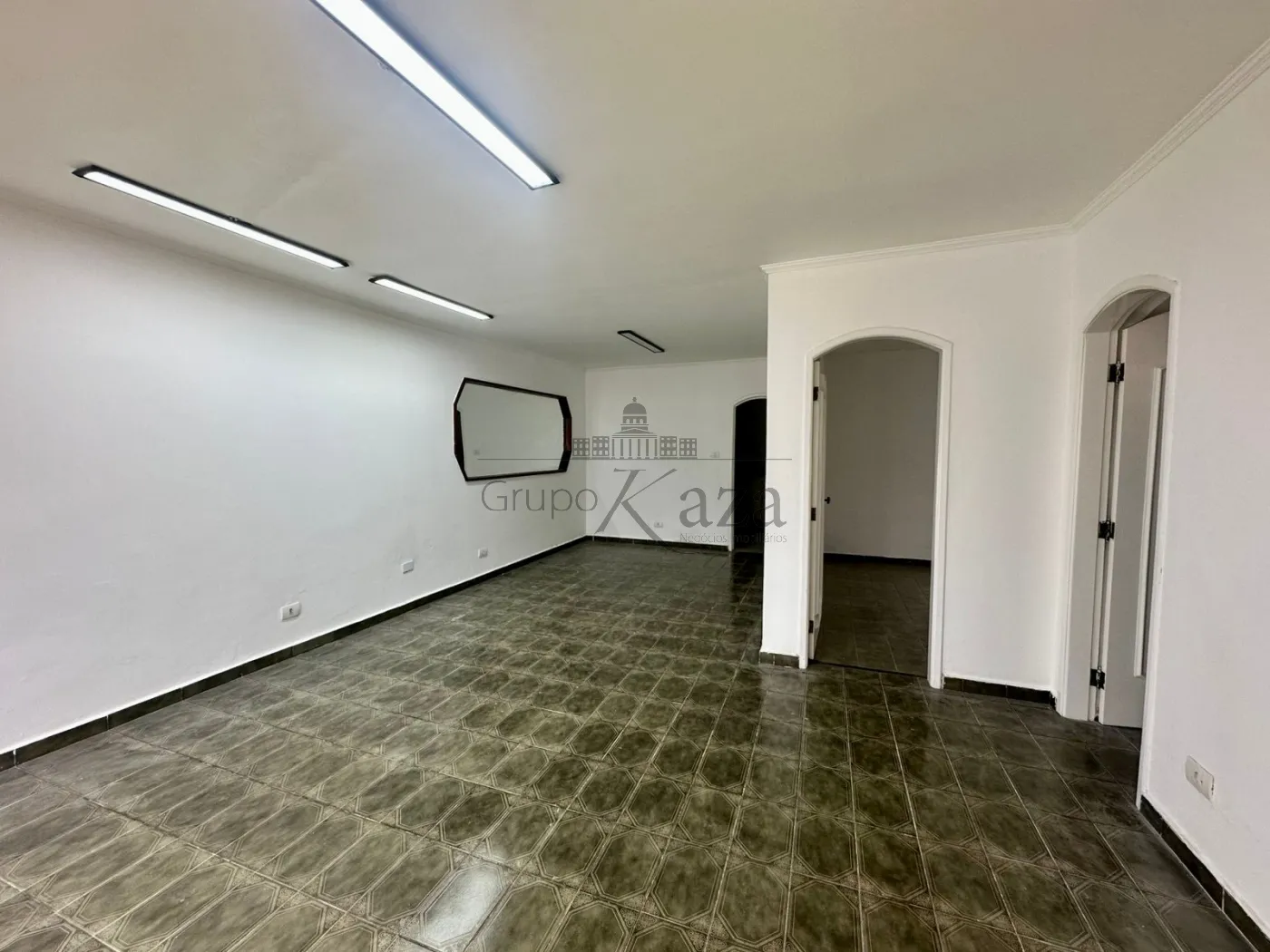 Foto 2 de Casa Padrão em Parque Itamarati, Jacareí - imagem 2