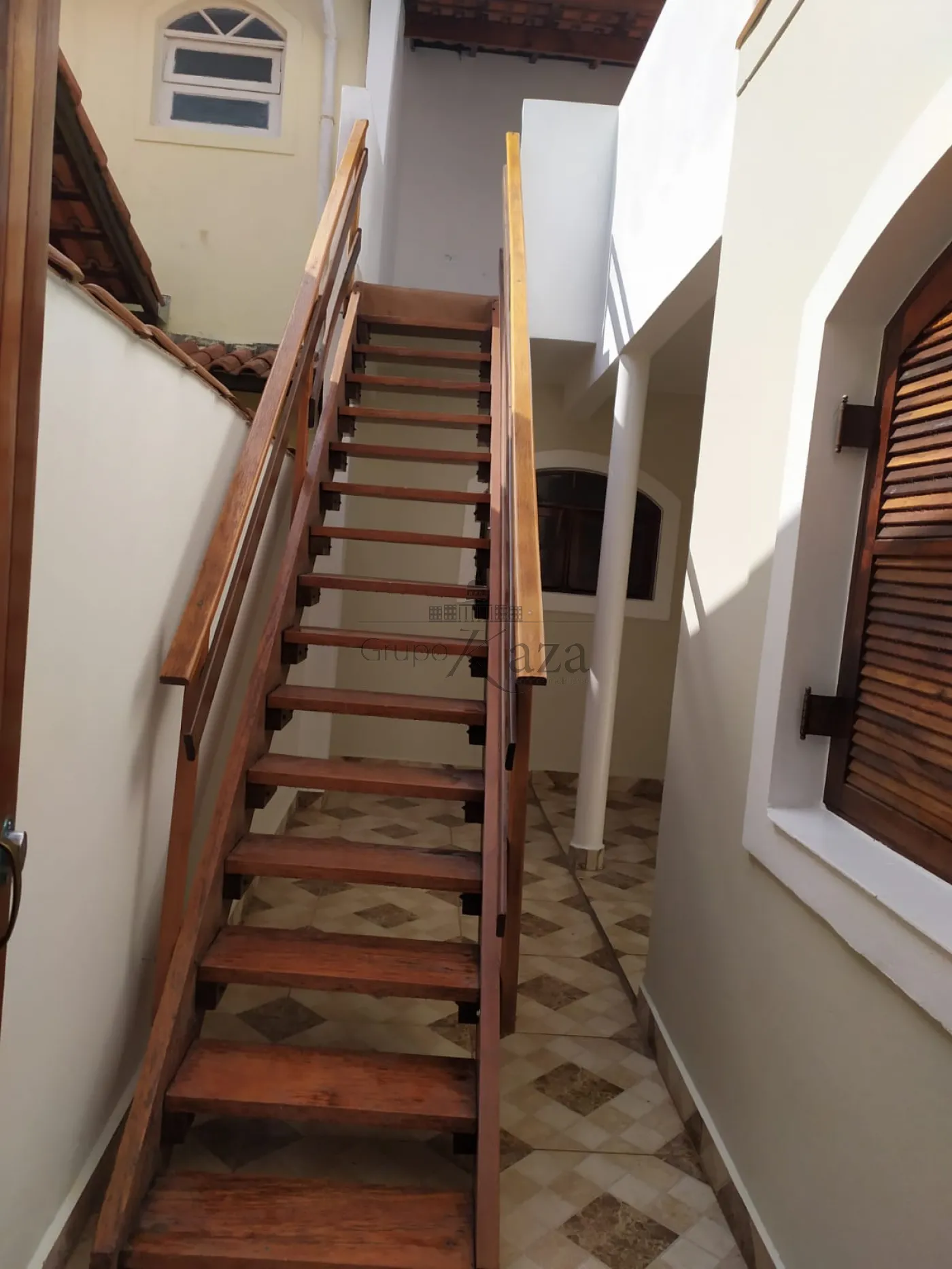 Foto 23 de Casa Padrão em Parque Brasil, Jacareí - imagem 23