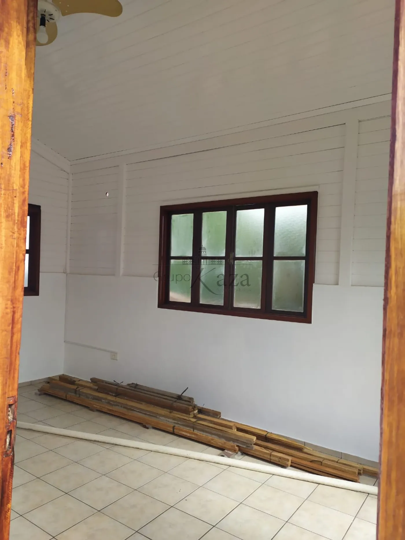 Foto 31 de Casa Padrão em Parque Brasil, Jacareí - imagem 31