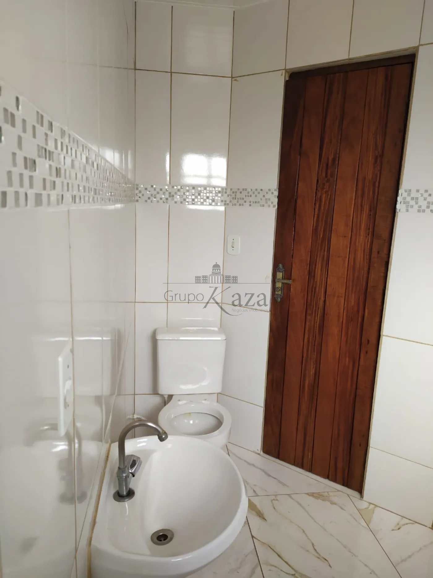 Foto 35 de Casa Padrão em Parque Brasil, Jacareí - imagem 35