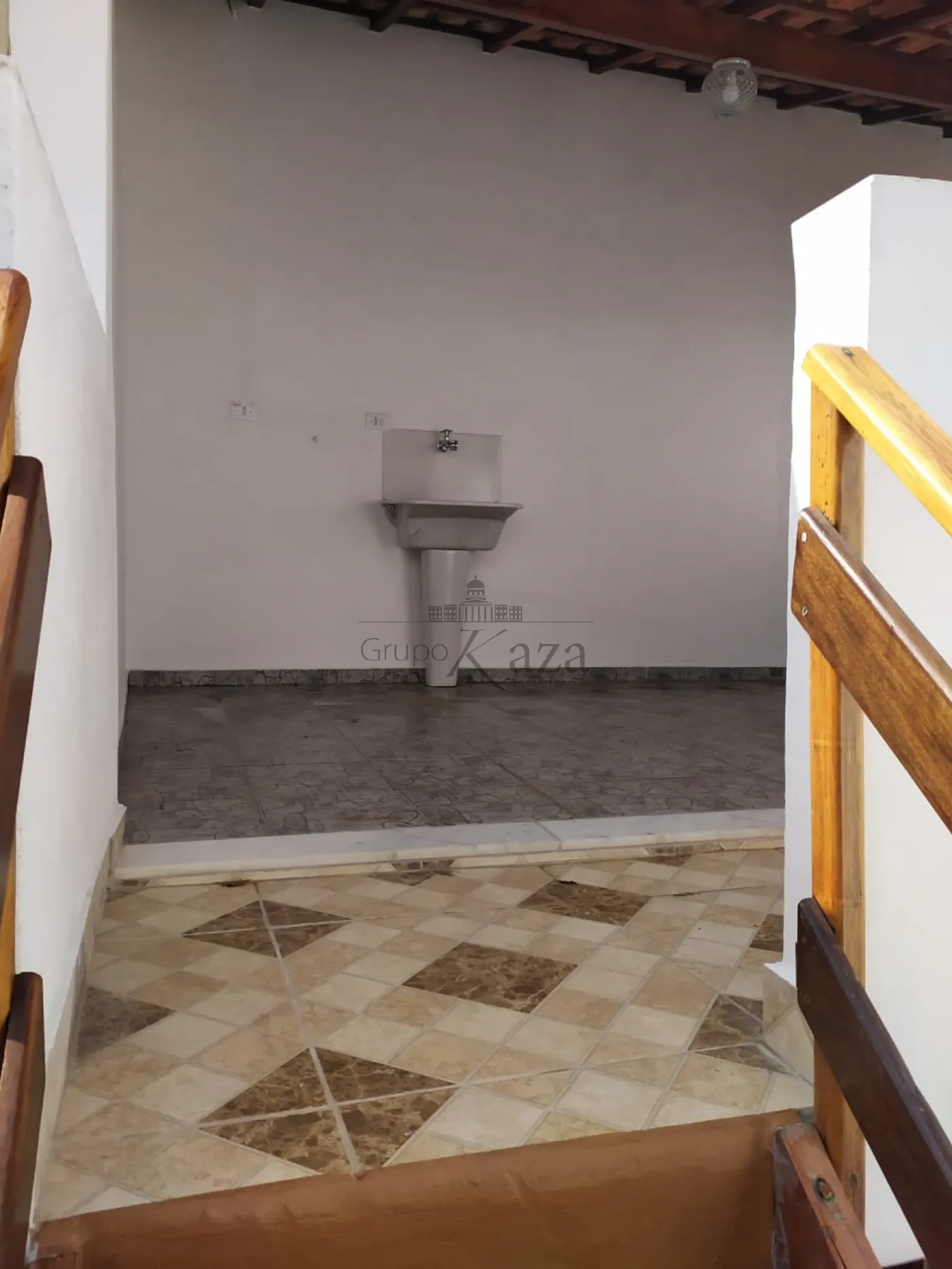 Foto 26 de Casa Padrão em Parque Brasil, Jacareí - imagem 26